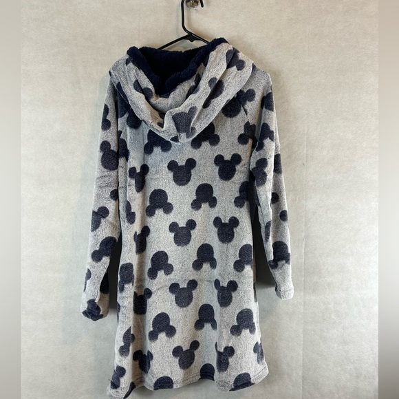 Disney Pajama launcher Sherpa pull over size Medium Hoodie NWT cozy&warm - Picture 6 of 9